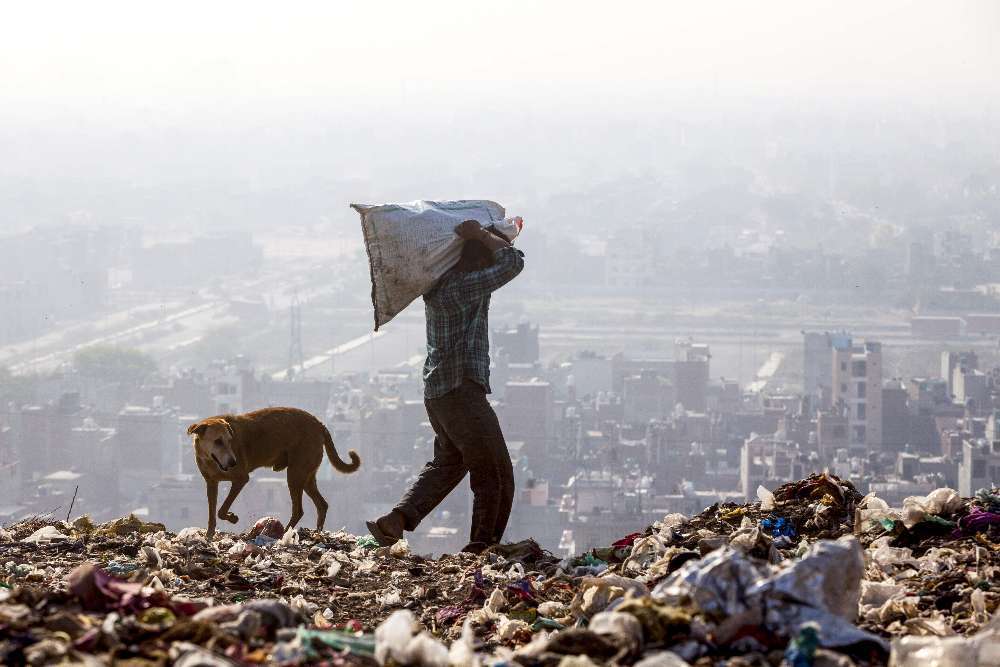 À New Delhi, une montagne de déchets haute comme le Taj Mahal 2