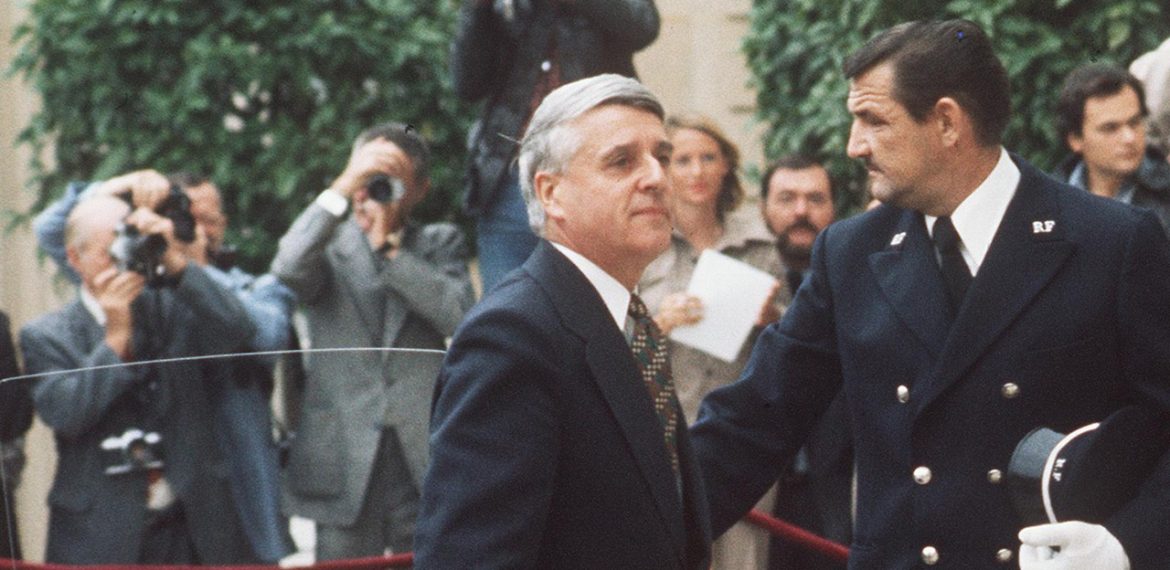 Affaire Robert Boulin : quarante ans après la mort mystérieuse du ministre, des journalistes demandent à Emmanuel Macron l'ouverture des archives 1