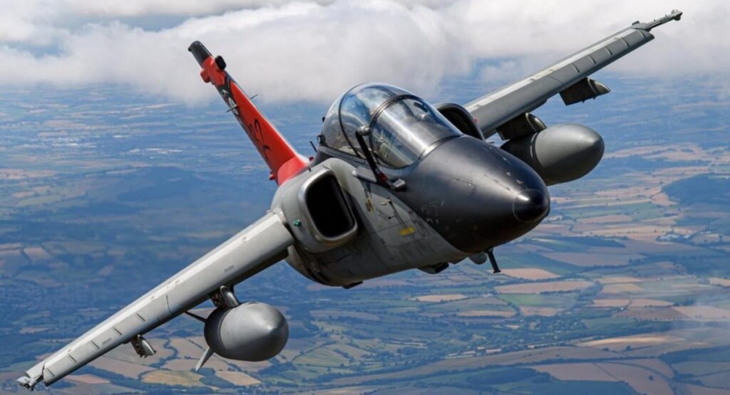 L'Italie envisage d'armer l'Ukraine avec un Tornado et un avion d'attaque au sol AMX pour combattre la Russie 1