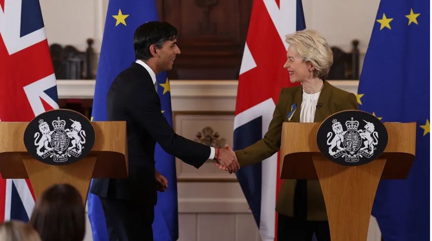 Brexit : Londres et l’Union européenne parviennent à un accord sur l’Irlande du Nord