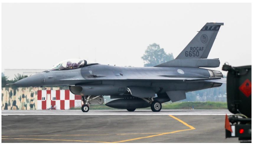 Avec plus de 200 Vipers F-16, Taïwan "muscille" son armée de l'air mais manque cruellement de pilotes pour contrer la PLAAF chinoise 1