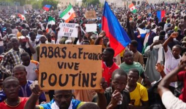 Manifestations pro-junte et tensions internationales au Niger : La situation reste incertaine après le coup d’État