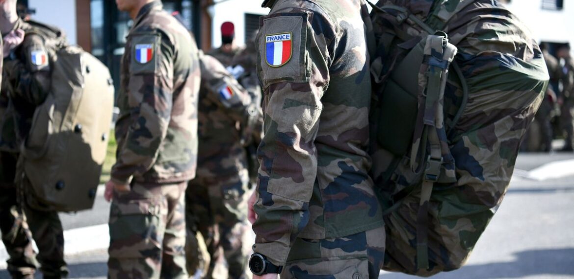 La France nie l’envoi de 2 000 soldats en Ukraine